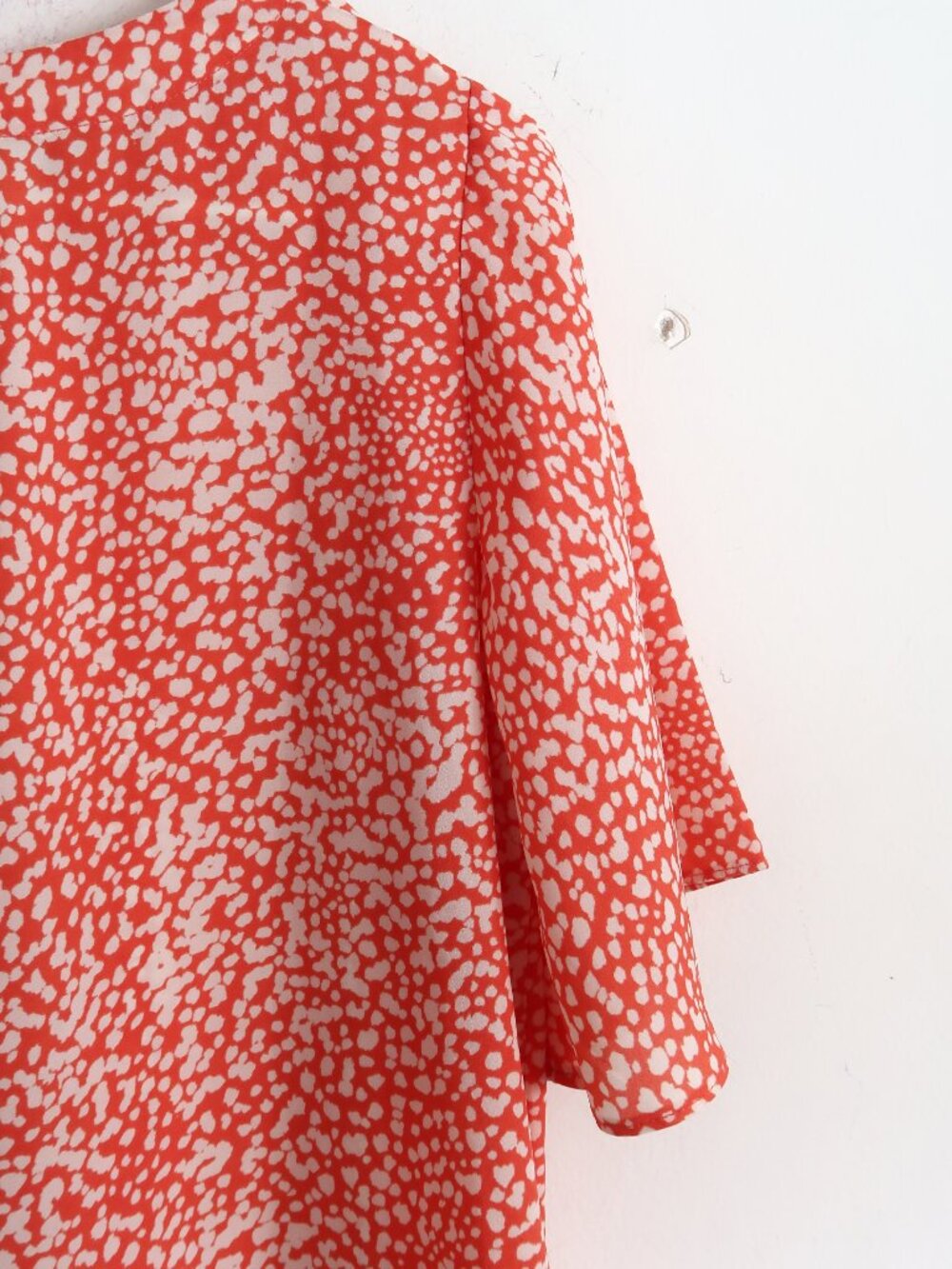 Ann Taylor Orange Spotted Blouse - Size XS - Picture 6 of 7